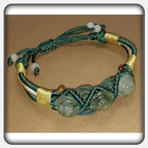 NWOT Woven Adjustable Jade Rose Bracelet